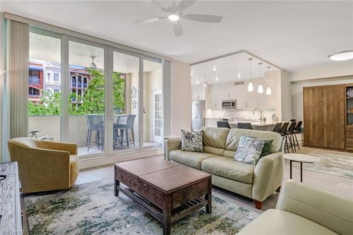 apt-3306-401 Bayfront Pl, NAPLES, FL, 34102-6461 | Card Image
