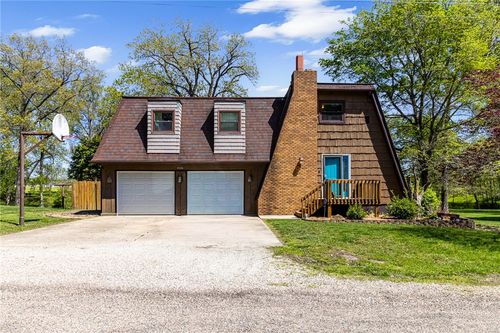 8346 Cardinal Lane, Altamont, IL, 62411 | Card Image