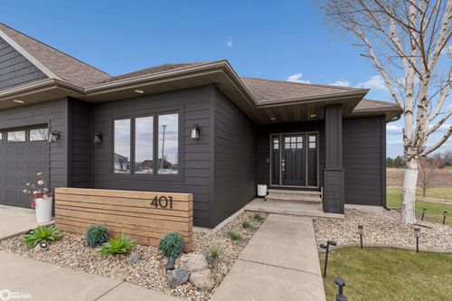 401 Bedford Ct, Clear Lake, IA, 50428-9169 | Card Image