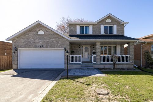 789 Strand Blvd, Kingston, ON, K7P2C3 | Card Image