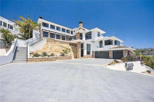 1076 Skyline Dr, Laguna Beach, CA, 92651-1935 | Card Image