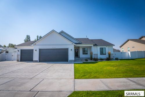 3766 Hidden Valley Dr, Ammon, ID, 83406-1306 | Card Image