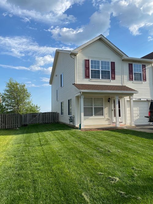 1108 Burns Ln, Minooka, IL, 60447-4556 | Card Image