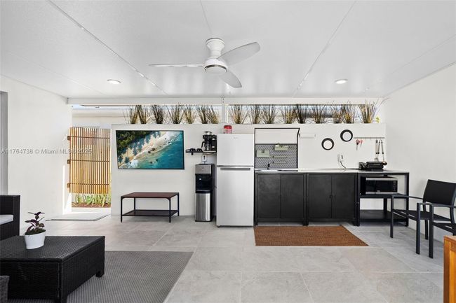 7770 Hawthorne Ave, House other with 4 bedrooms, 3 bathrooms and null parking in Miami Beach FL | Image 41