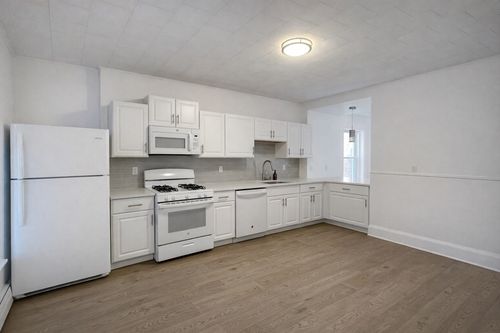 apt-3-334 Meridian St, Boston, MA, 02128-3571 | Card Image