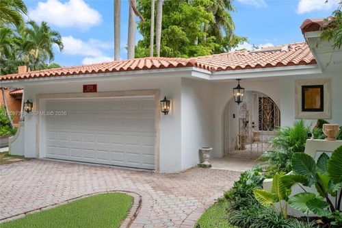1320 Alhambra Cir, Coral Gables, FL, 33134-3522 | Card Image
