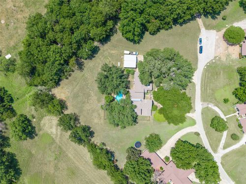 104 Acorn Ln, Comanche, TX, 76442-2922 | Card Image
