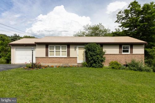 25 Pheasant Run, York Haven, PA, 17370-9555 | Card Image