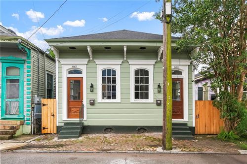 2708 Burgundy St, New Orleans, LA, 70117-7306 | Card Image