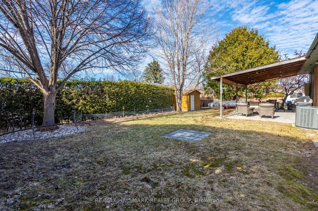 25 Ellery Cres, House other with 4 bedrooms, 2 bathrooms and 3 parking in Nepean ON | Image 37