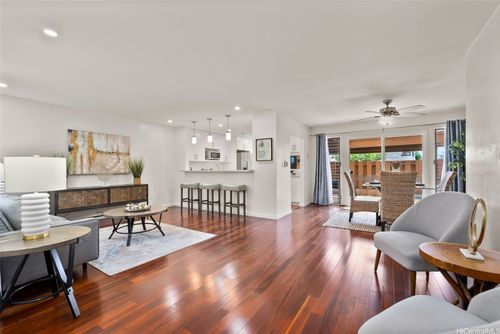 a601-375-A Haleloa Pl, Honolulu, HI, 96821-2270 | Card Image
