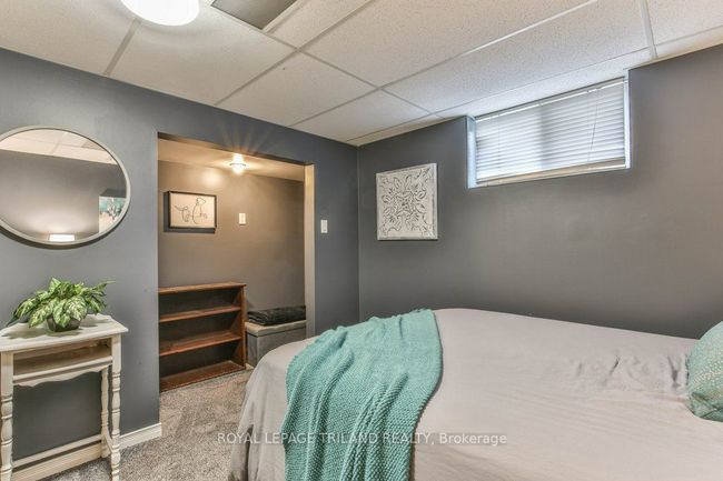 834 Viscount Rd, House other with 3 bedrooms, 2 bathrooms and 4 parking in London ON | Image 28