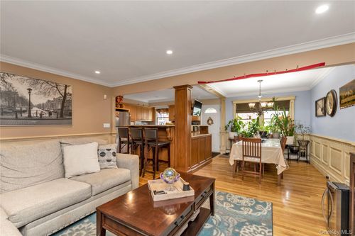 41 Jackson Ave, Mineola, NY, 11501-2969 | Card Image