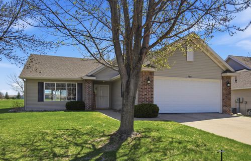 2517 7th Ave Se, Willmar, MN, 56201-6140 | Card Image