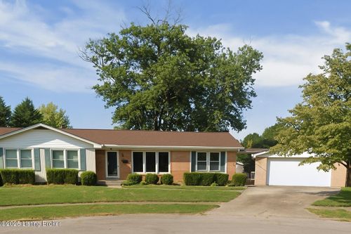 8800 Gladstonberry Pl, Louisville, KY, 40258-1630 | Card Image