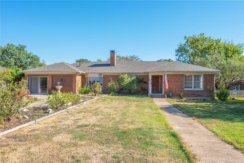 1201 Walton Dr, College Station, TX, 77840-2526 | Card Image