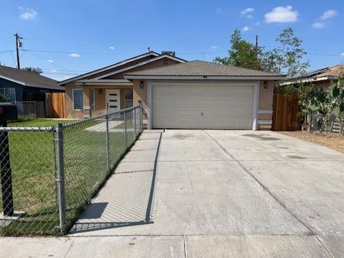 126 Clyde St, Bakersfield, CA, 93307-1829 | Card Image