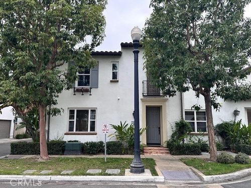 385 N Santa Maria, Anaheim, CA, 92801 | Card Image