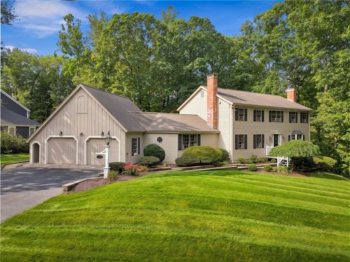 1 Kings Row, Cumberland, RI, 02864-6006 | Card Image