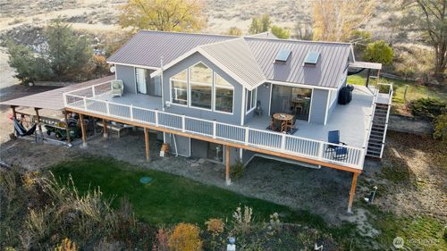 464 Highway 20, Tonasket, WA, 98855-9632 | Card Image