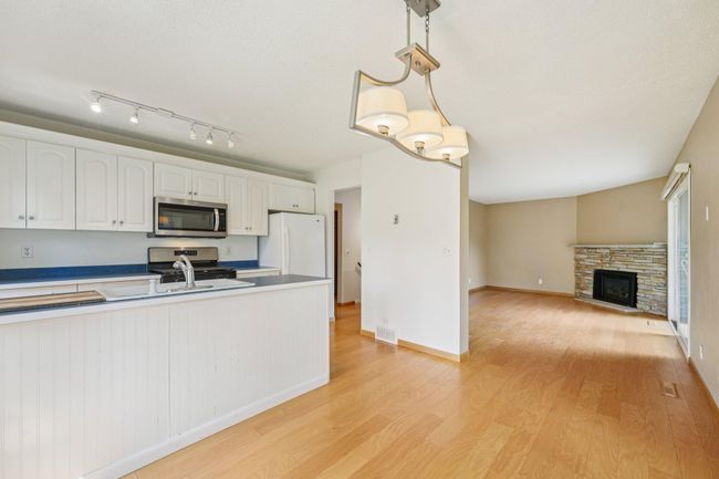 17-web-or-mls-Douglas Dr N-1806-017.jpg | Image 17