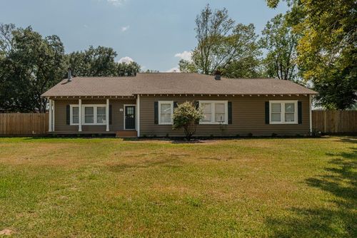 8395 Pevitot Rd, Beaumont, TX, 77707-4710 | Card Image