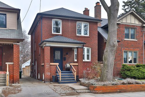 3 Phin Ave, Toronto, ON, M4J3T1 | Card Image