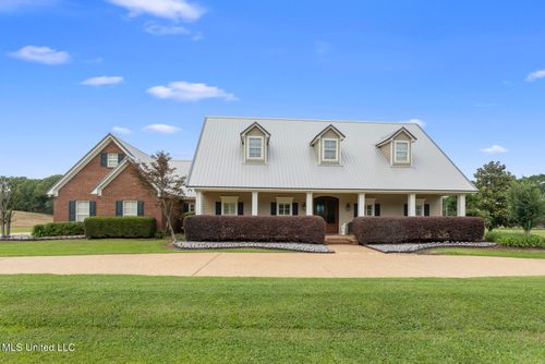 1600 Wright Rd, Raymond, MS, 39154-9289 | Card Image