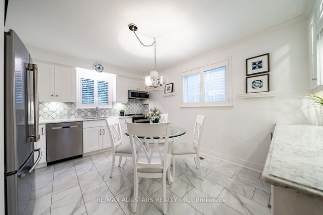 56 Chester Cres, House other with 3 bedrooms, 3 bathrooms and 2 parking in Port Perry ON | Image 17