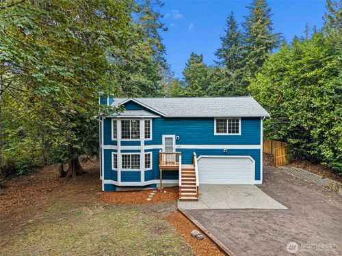 12532 Ne Howard Pl, Kingston, WA, 98346-9103 | Card Image