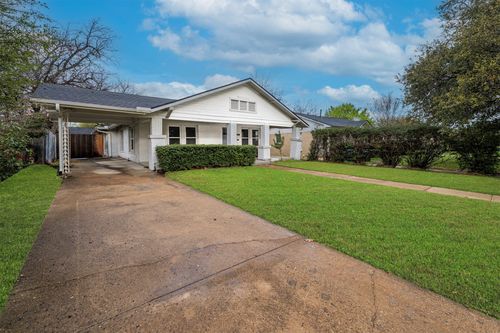 3240 Lipscomb St, Fort Worth, TX, 76110-4039 | Card Image