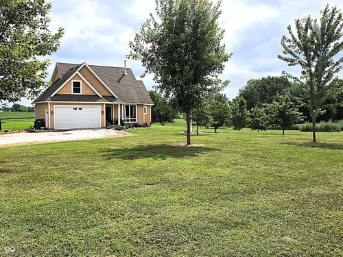 2765 S County Road 400 W, Danville, IN, 46122-8166 | Card Image