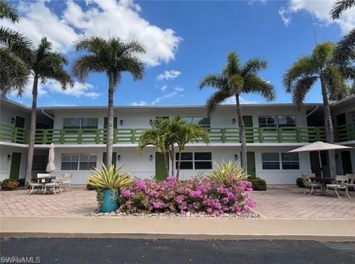 apt-12-975 9th Ave S, NAPLES, FL, 34102-8218 | Card Image