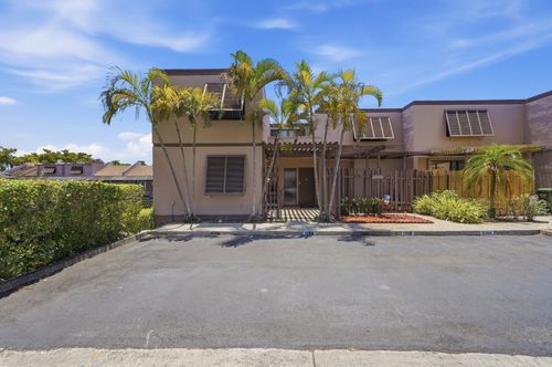 12300 Nw 11th Ct, Pembroke Pines, FL, 33026-3805 | Card Image