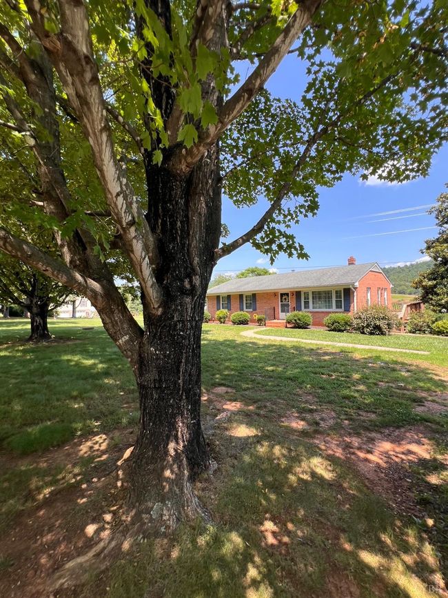 1410 Stevens Cove Rd, House other with 3 bedrooms, 2 bathrooms and null parking in LOVINGSTON VA | Image 45