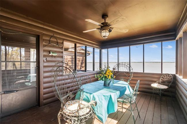 221 Kokomo Run, House other with 3 bedrooms, 2 bathrooms and 2 parking in Pointblank TX | Image 10