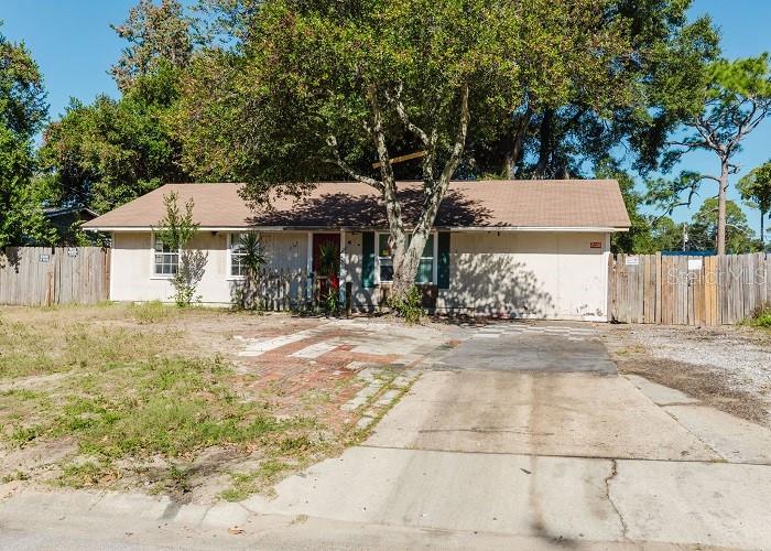 Oakland Cir, Fort Walton Beach, FL 32548