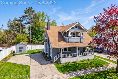 111 W 3rd St, Davison, MI, 48423-1351 | Card Image