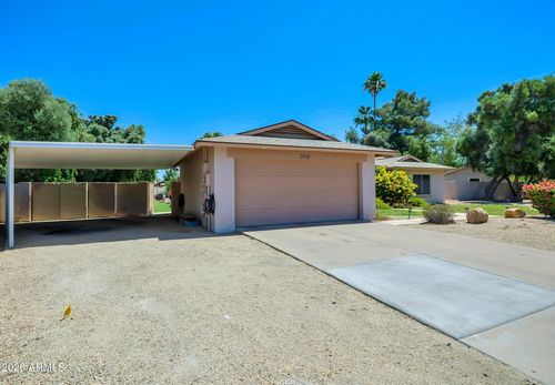 3110 W Tierra Buena Ln, Phoenix, AZ, 85053-3939 | Card Image