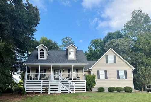 710 Shoal Creek Rd, Griffin, GA, 30223-7033 | Card Image