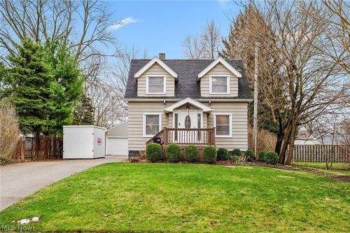 21941 Westwood Rd, Fairview Park, OH, 44126-1160 | Card Image