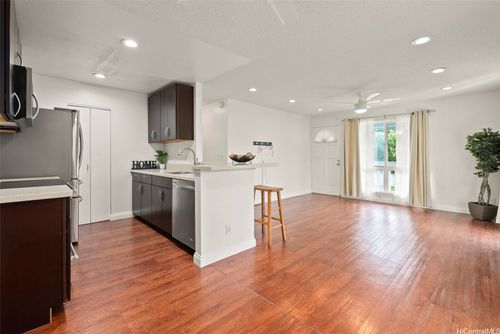 apt-a201-94-820 Lumiauau St, Waipahu, HI, 96797-6800 | Card Image