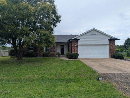 671 N Russell Avenue, Bolivar, MO, 65613 | Card Image