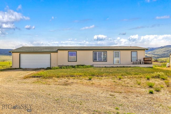 16 Hayfield Loop Trl, House other with 3 bedrooms, 2 bathrooms and null parking in Ennis MT | Image 4