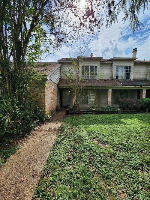 b-12427 W Village Drive, Houston, TX, 77039 | Card Image