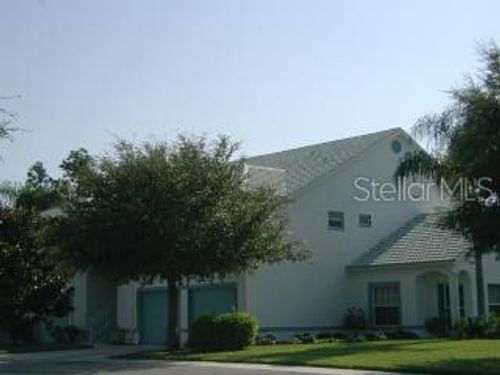 6566 Fairway Gardens Dr, Bradenton, FL, 34203-8843 | Card Image