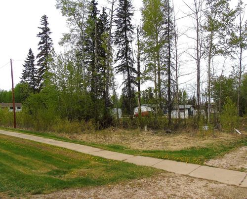 8 3 Avenue Sw, Faust, AB, T0G0X0 | Card Image