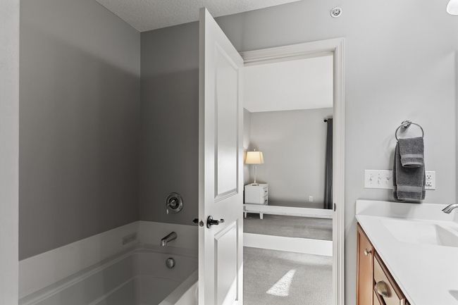 23_3403_Chestnut21_mls.jpg | Image 22