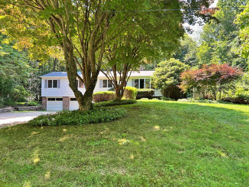 11 Mount Nebo Road, Newtown, CT, 06470 | Card Image
