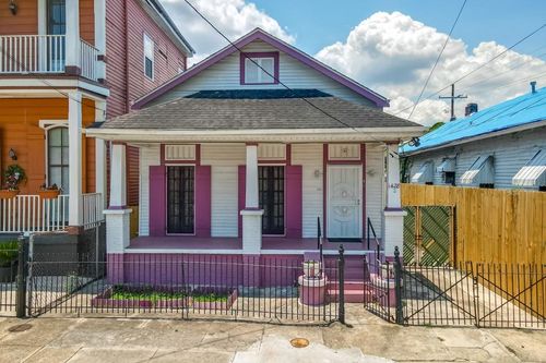 1428 Kerlerec St, New Orleans, LA, 70116-1822 | Card Image